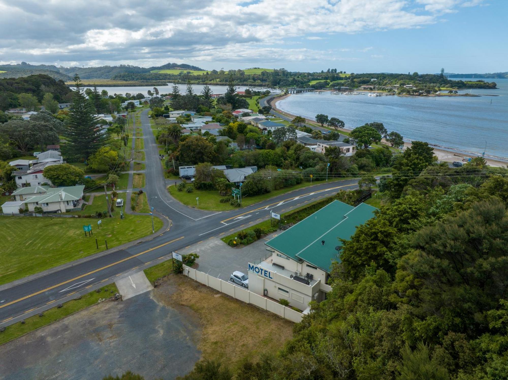 Bay Of Islands Gateway Motel & Apartments Пейхия Экстерьер фото